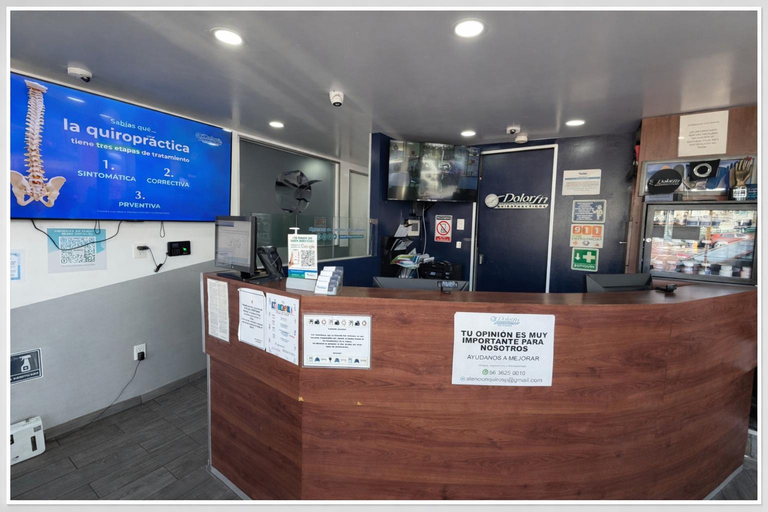 Recepción acogedora y área de espera en Dolorfin San Jerónimo – CDMX Sur